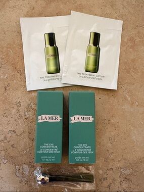 LA MER Travel/Sample Size - 2x Eye Concentrate +Applicator + 2x Treatment Lotion